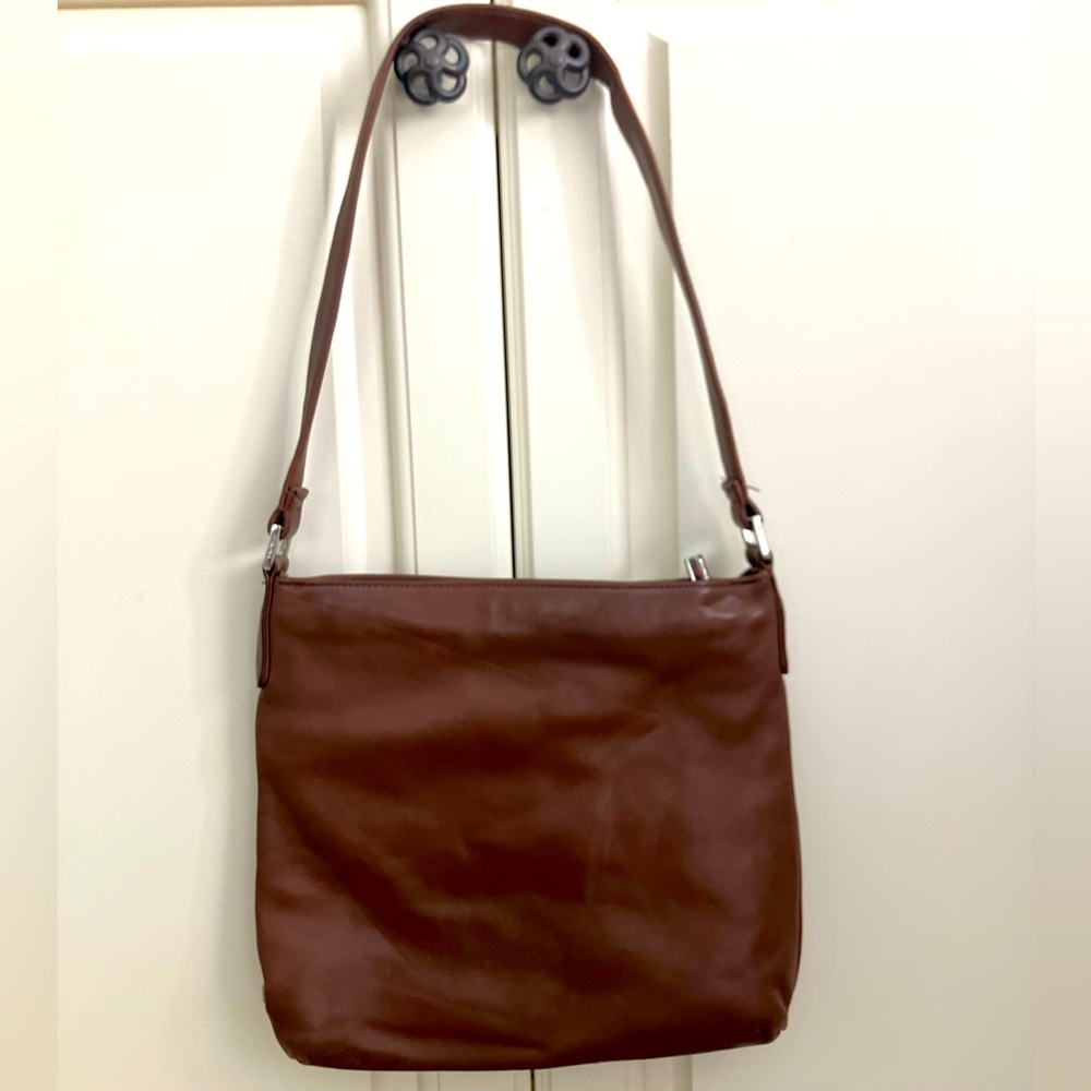 Perlina Brown Leather‎ Zip Up Shoulder Bag Purse Silver Hardware
